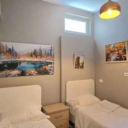 Appartement Lura 3 Floral *