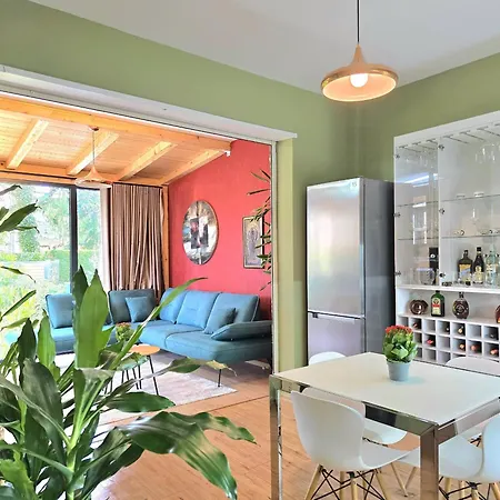 Lura 3 Floral Apartment Plazhi San Pietro